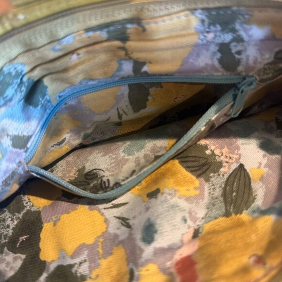 HOBO International Green Leather Envelope Foldover Zip Clutch - Picture 7 of 11